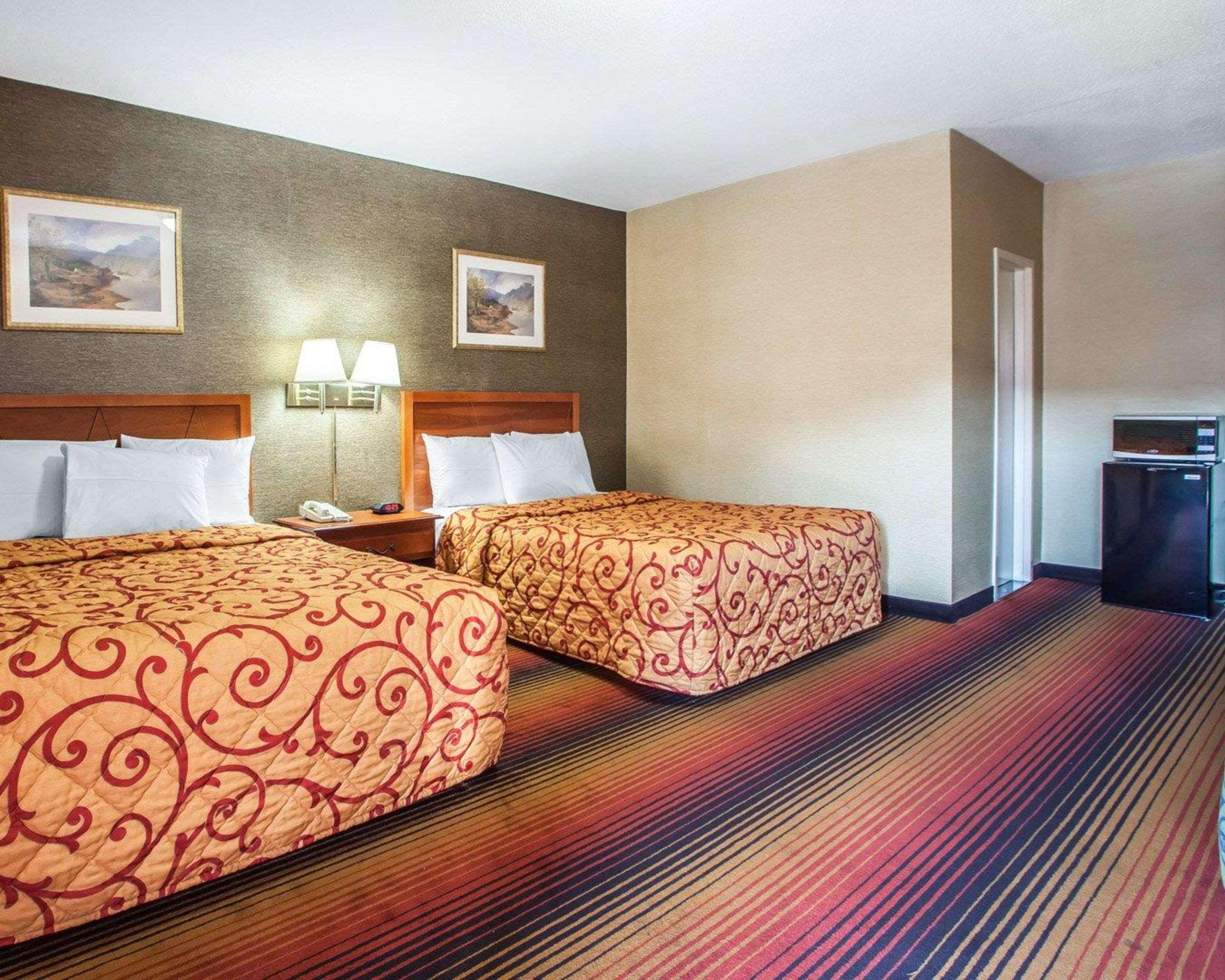 Rodeway Inn Jersey City Eksteriør bilde