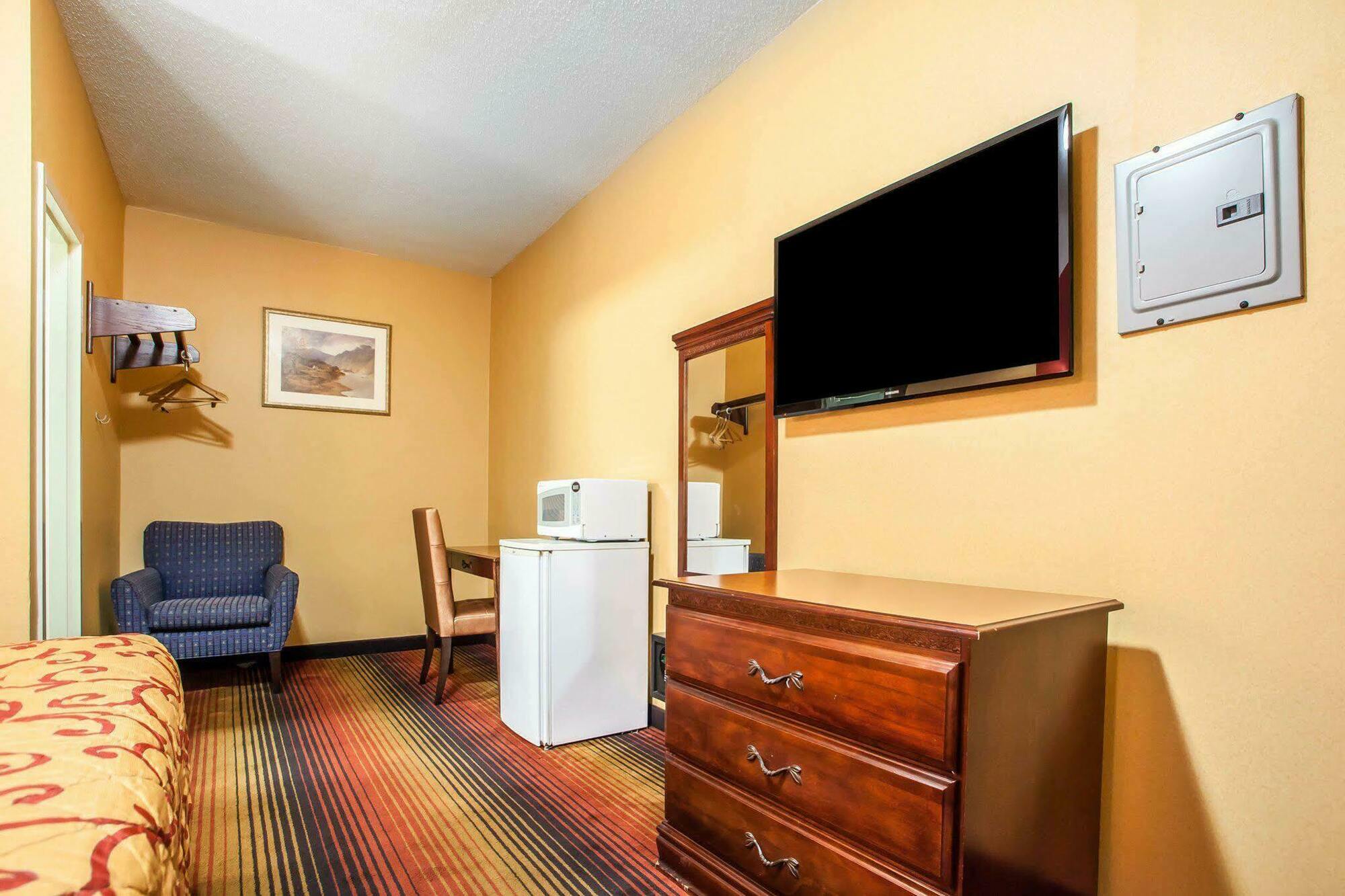 Rodeway Inn Jersey City Eksteriør bilde